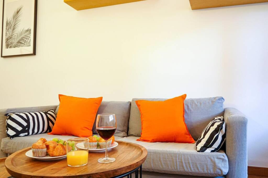 Stay U-Nique Apartments Lluca Βαρκελώνη Εξωτερικό φωτογραφία